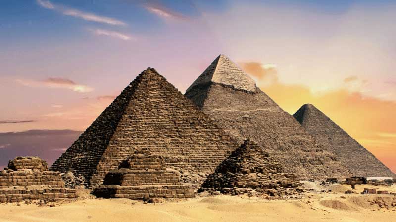 ancient Egypt tourism attractions natural or historical sites + travel guide Giza pyramids